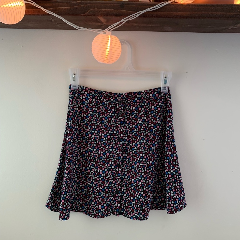 Divided H&M  Floral button up mini skirt